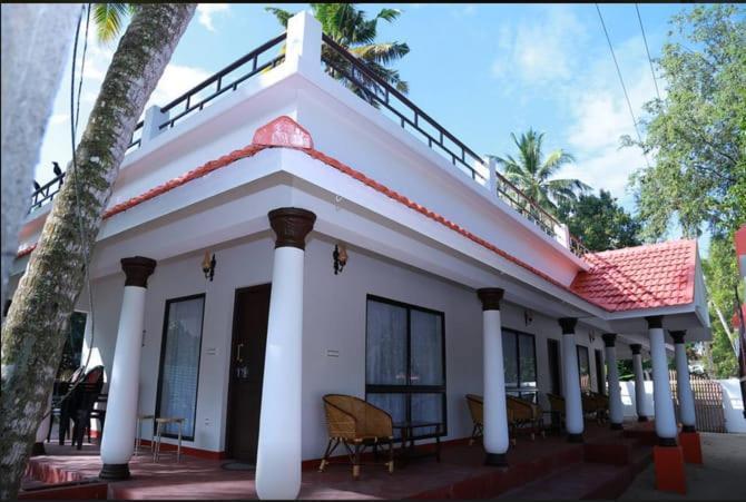 Marari Beach Clleetus Homestay Mararikulam Exterior foto